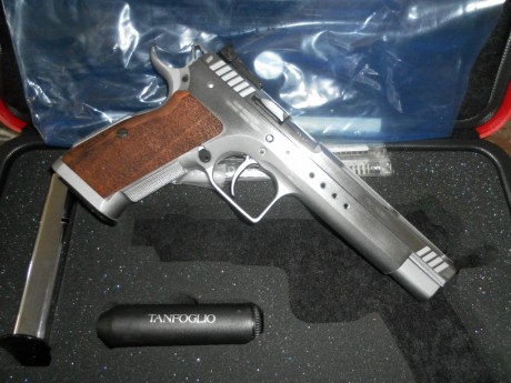 vendo tanfoglio gold match ultimo modelo. comprada nueva el 22-6-2015 . el estado es igual que nueva no 01