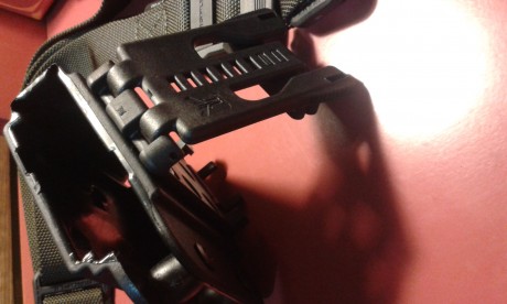 Vendo  CORREA TACTICA MAGPUL MS4,  con enganches rápidos. Està completamente nueva a estrenar, nunca ha 11