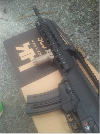 Vendo carabina h&k g36 22lr 
La carabina tiene apenas 20 tiros, como nueva
Incluye cargador de 20 02