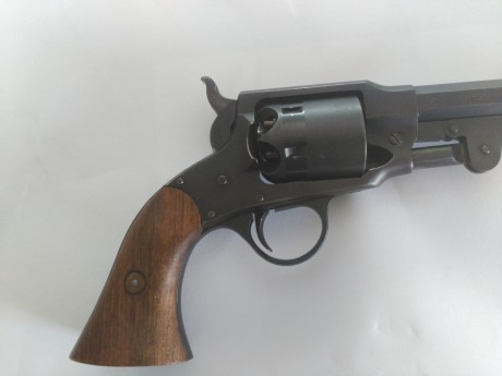 Se vende revolver ROGERS & SPENCER Match calibre .44, de Pedersolli  muy buen estado y con muy pocos 00