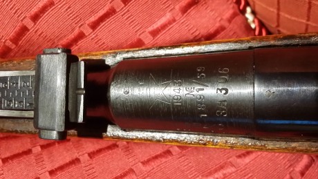 El Mosin-Nagant ..
es un rifle militar accionado por cerrojo, con cargador de cinco proyectiles, que 91