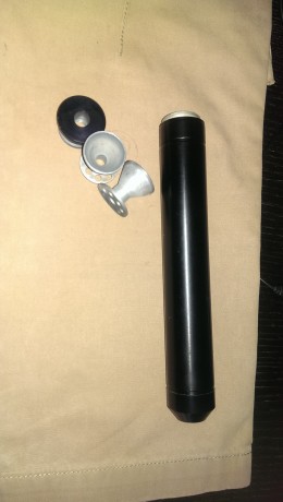 Hola, alguien me puede echar una mano?
Le compre a un compañero de este foro esta carabina, esta impecable 142