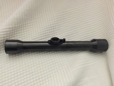 Vendo los siguientes visores militares usados en nuestras F.A.

Visor Typcea de x4 copia del zeiss, muy 01