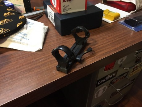 Se venden anillas para visor:

- Anillas Warne Maxima Altas desmontables tubo 30 mm .............. 90 22