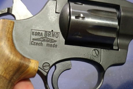 Os ofrezco este precioso revolver del 22 marca KORA por solo 175 euros , es un capricho que compre y ahora 00