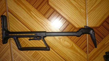 Hola , vendo culata para glock , telescopica marca ISRAM,  modelo 440 glr.,
No tengo claro si esta hecha 00