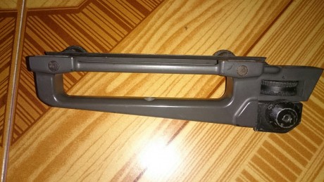 Hola , vendo culata para glock , telescopica marca ISRAM,  modelo 440 glr.,
No tengo claro si esta hecha 22
