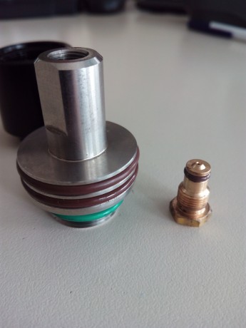 Recientemente he adquirido un SPA P10, al cual me he decidido a tunear un poco y desarmar para limpiar. 41