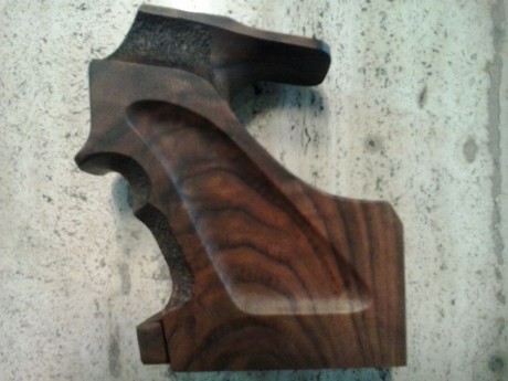 Hola
Vendo empuñadura para STEYR LP 10 Talla M de riguroso estreno
Precio 130 + envío 00