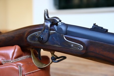  _MG_7271.JPG  _MG_7272.JPG Hola, un buen amigo vende un rifle Zuavo de Chiappa, modelo match de siete 01