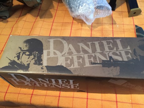 Hola
Vendo guardamanos para Ar15 , marca Daniel Defense tamaño 12", importado de USA , aquí no hay 02