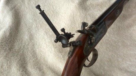 Un amigo vende rifle Alexander Henry del calibre 451 ideal para tirar WHITWORTH . Se vende porque mi amigo 02