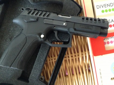 Buenos dias, para hacer hueco para un nuevo capricho, VENDO mi pistola Grand Power K100 Xtrim.

Cañon 00