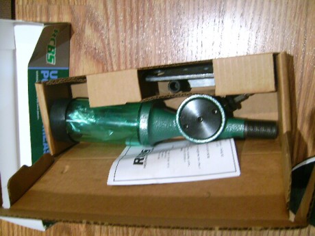 Hice el curso de recarga y no lo he usado nunca,asi que lo vendo
   Prensa de recarga RCBS modelo ROCK 10