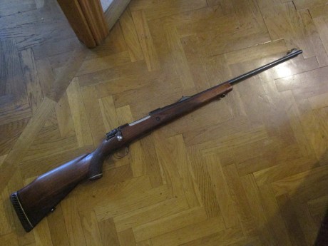 Vendido. rifle Santa Bárbara modelo Gredos en calibre 30.06, buen estado y tira muy bien. Su precio 450 02