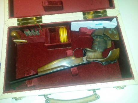 Vendo pistola libre modelo TOZ35, en perfecto estado de conservación.
Herramientas, alzas, puntos, algunos 02