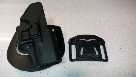 VENDO Funda Blackhawk Serpa para Glock 19. En perfecto estado. Ni un solo rasguño. 40 Euros más precio 00