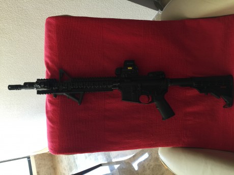 Hola
Vendo fusil Ar 15 marca CMMG, made
In Usa,calibre 9mm, cañon de 16".
Con los siguientes extras:
1 152