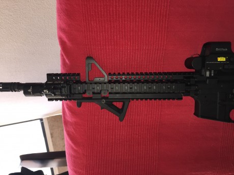 Hola
Vendo fusil Ar 15 marca CMMG, made
In Usa,calibre 9mm, cañon de 16".
Con los siguientes extras:
1 151