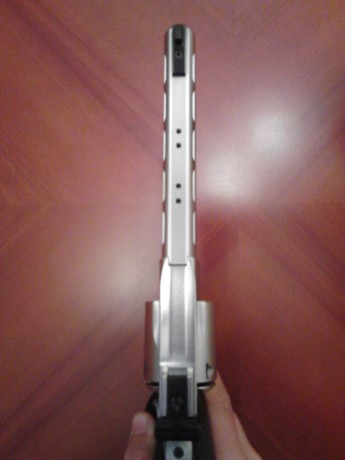 Vendo Revolver Target-Trophy de reestreno precio: 390€ envio fotos por WhatsApp: 656711876 22