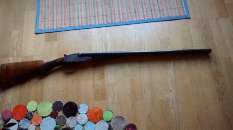Que tal vendo dos escopetas paralelas, en muy buen estado a pesar de los años que tienen .
Una es una 22