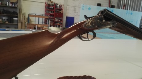 Buenas a todos, vendo escopeta victor sarrasqueta modelo 203 e, calibre 12, cañon derecho +++ cañon izdo.+ 00