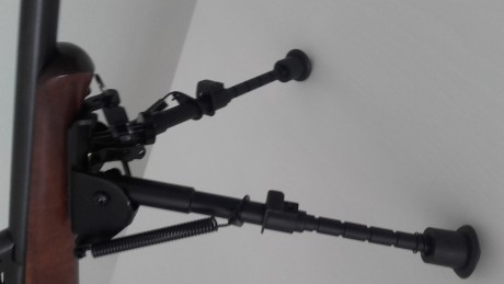 Son bipodes genericos,sin marca, pero cumplen muy bien su cometido.  14  cm plegado y 21,5 cm extendido.
Rapido 11