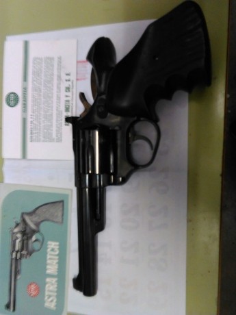 Hola vendo revolver astra macth cal 38 en perfecto estado, simple accion ,especial para tiro de presicion,cacha 01