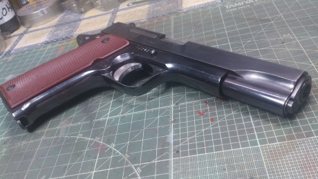 Hola a todos, vendo mi Star B 9mm parabellum y como se ve en las fotos el pavonado es excelente aunque 00