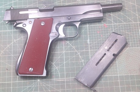 Hola a todos, vendo mi Star B 9mm parabellum y como se ve en las fotos el pavonado es excelente aunque 30