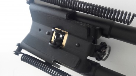 Son bipodes genericos,sin marca, pero cumplen muy bien su cometido.  14  cm plegado y 21,5 cm extendido.
Rapido 61