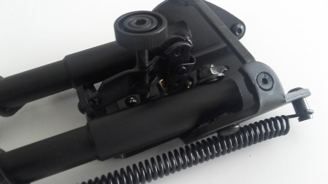 Son bipodes genericos,sin marca, pero cumplen muy bien su cometido.  14  cm plegado y 21,5 cm extendido.
Rapido 60