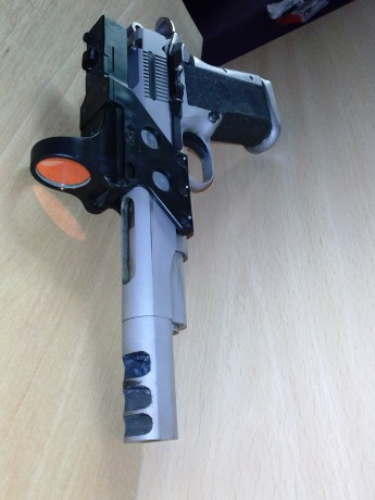 Se vende pistola Open del 38 Super, carro Caspian y cañón Nowlin, pieceria americana, mira C-more con 00