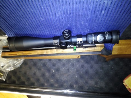 Vendo visor Sightmark 8.2-25x50. Reticula mil dot iluminada  2 colores, verde y rojo y diez intensidades 02