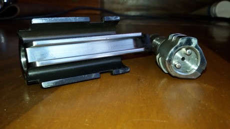 Vendo semiautomatico HK 2000 SLB LIGHT. Cal. 9.3x62. Con regleta picantinny larga y cargador extra. Solo 70