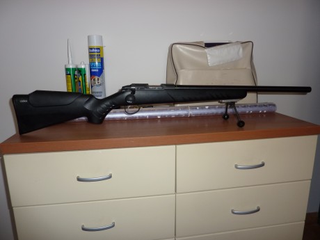  VENDIDA  carabina sako quad cañón pesado calibre 22 LR, le he puesto un rail tipo anschuzt, para el bípode, 11