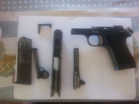 VENDIDA

Se vende esta Star bkm 9mm para en buen estado
guiada en F.

Precio 150€
   Rebajada a 100€ + 101