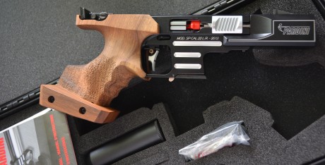 Vendo Pardini modelo SP, disparador mecánico, cacha talla M. Comprada a finales del 2013, soy su segundo 00