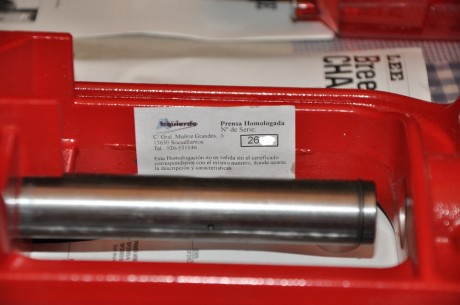 Hola,

   Vendo Prensa de Recarga LEE 50th Breech Lock Challenger Kit NUEVA, JAMÁS USADA, Y HOMOLOGADA. 01