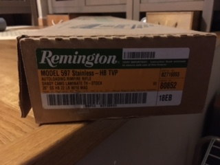 Hola compañeros pongo a la venta este conjunto de carabina y visor compuesto por 

Carabina remigton 597 00