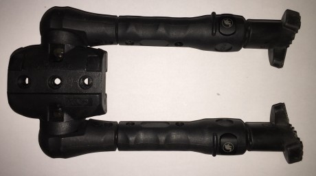 Se vende este magnífico BÍPODE fabricado por CAA con materiales de la mejor calidad.
El bípode es ajustable 01