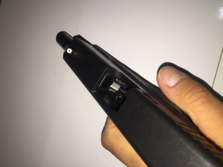 Se vende Glock 23 de cuarta generación. Guiada en F y en un estado inmaculado. Tiene instaladas unas miras 22