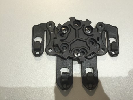 Se vende Glock 23 de cuarta generación. Guiada en F y en un estado inmaculado. Tiene instaladas unas miras 40