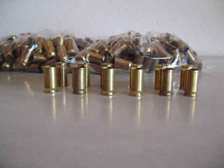   VENDO VAINAS, CALIBRE 45 ACP, MARCA FIOCHI (G.L.F), UN SOLO USO, DESEMPISTONADAS, RECALIBRADAAS Y LIMPIAS 20