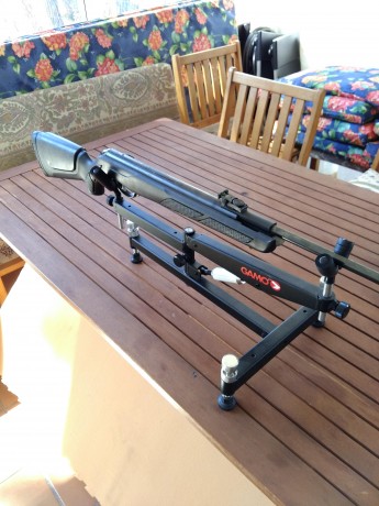 Vendo carabina Gamo Shadow IGT de calibre 5,5  Por 50€ mas gastos de envío.La carabina está algo desmejorada 02