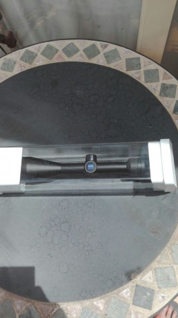 Hola buenas.

Iba a montarlo en un monotiro que al final no he adquirido.

Por eso vendo visor Zeiss Terra 02