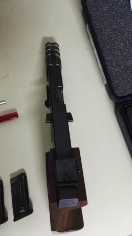 Buenas, un compañero que se jubila del tiro, me ha pedido que le venda está fabulosa Walther GSP EXPERT 12