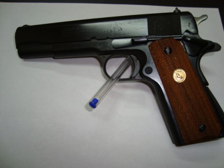 Vendo pistola Colt 1911, documentada en libro de coleccionista,  se puede conservar en libro. o documentar 02