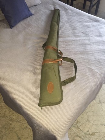 Vendo Beretta 301 o 2 no sé exactamente cuál es,tiene dos estrellas fijas,la compre el año pasado en armería 01