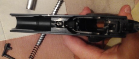 Por cese de la afición vendo o cambio mi pistola Tanfoglio del calibre 9mm, de simple accion, con muy 41